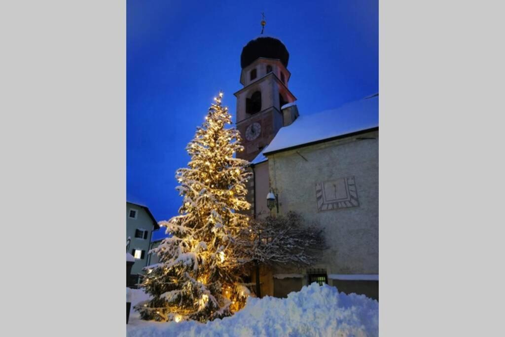 App Schlossblick - Wohnung Hammerwand 2 Umes Exterior foto